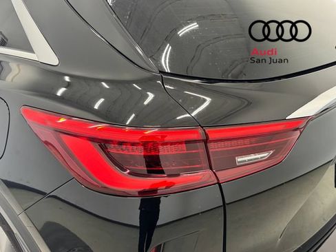 Used 2019 INFINITI QX50 Luxe w/ Navigation Package FWD image 10