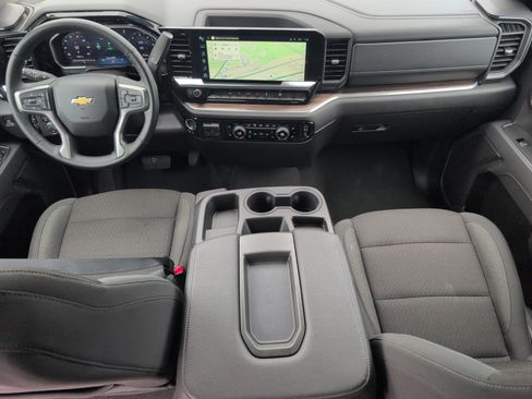 Used 2026 Chevrolet Silverado 1500 LT AWD/4WD image 29