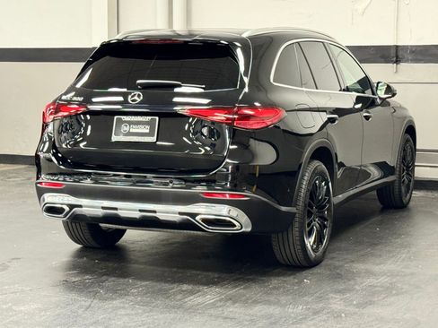 Used 2025 Mercedes-Benz GLC 300 image 12