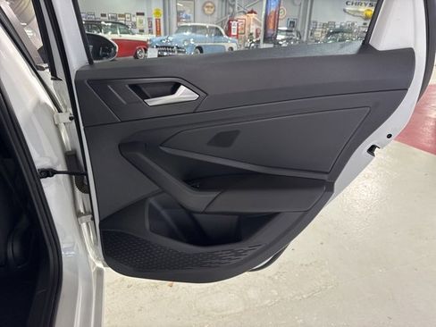 Used 2021 Volkswagen Jetta S w/ Driver Assistance Package image 31