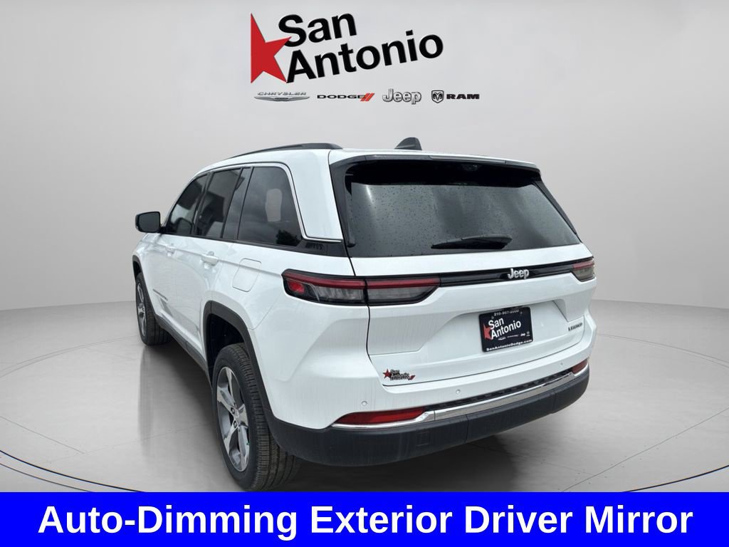 New 2025 Jeep Grand Cherokee Limited RWD image 11