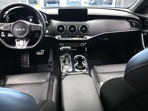 Used 2022 Kia Stinger GT-Line image 39
