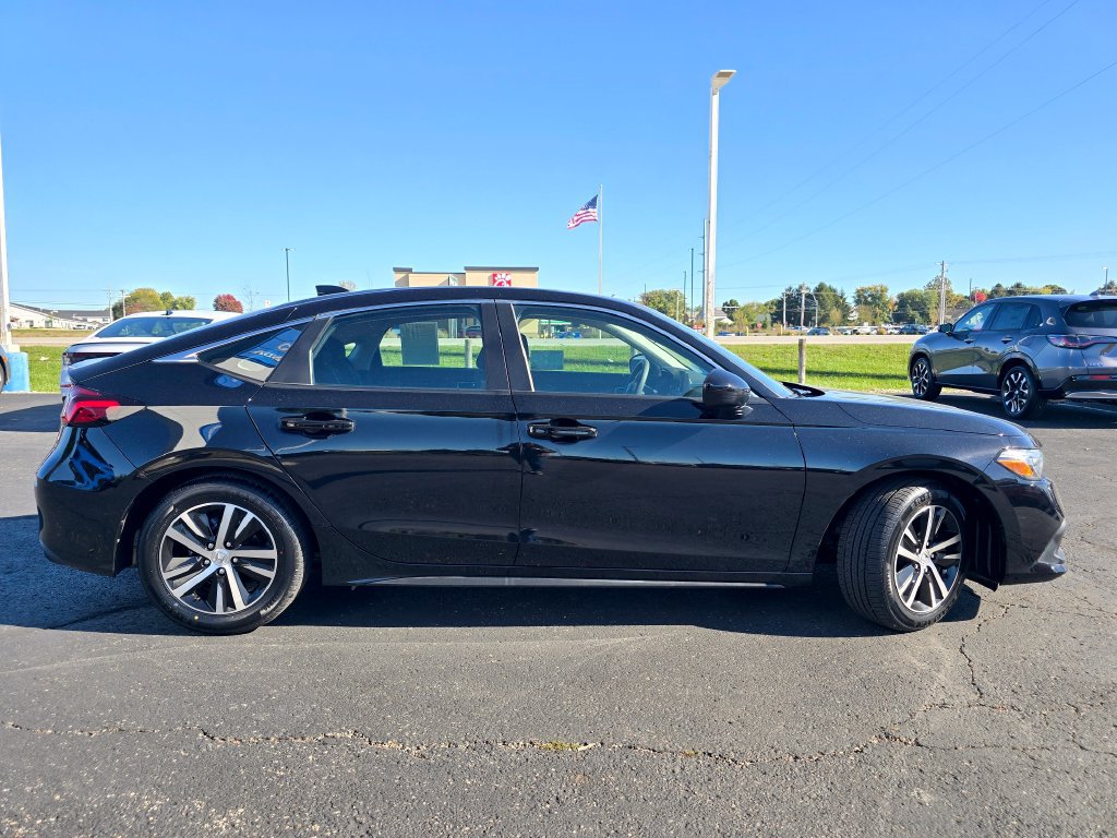Used 2024 Honda Civic LX image 9