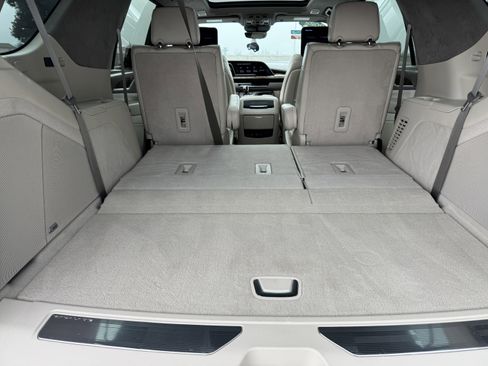 Certified 2022 Cadillac Escalade Sport Platinum image 19