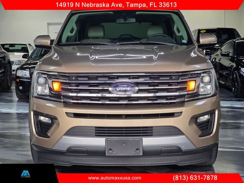 Used 2020 Ford Expedition XLT w/ Equipment Group 202A RWD image 4