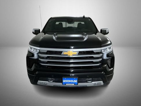 Certified 2024 Chevrolet Silverado 1500 High Country image 2