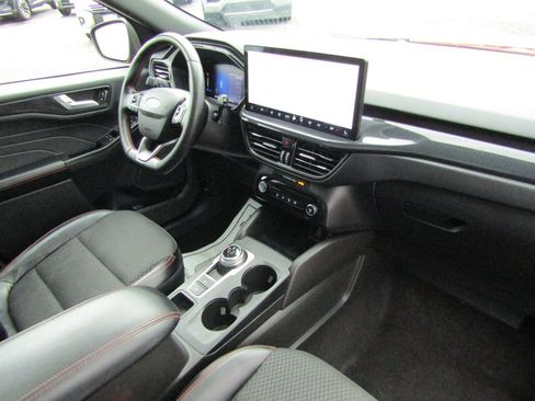 Used 2024 Ford Escape ST-Line w/ Tech Pack #1 image 13