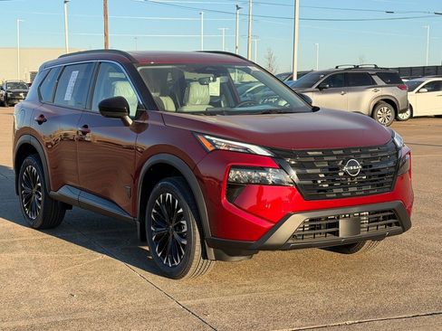 New 2026 Nissan Rogue SV image 4