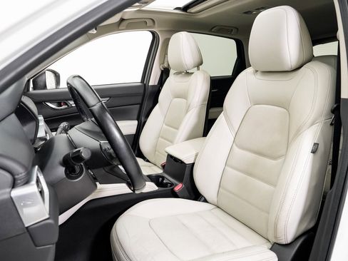 Used 2017 MAZDA CX-5 Grand Touring w/ Premium Package image 5