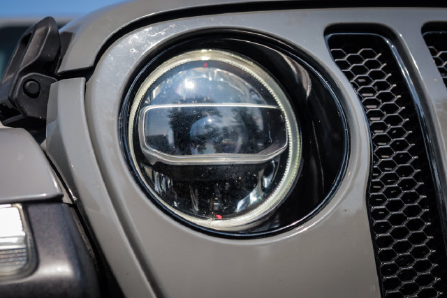 Used 2021 Jeep Wrangler Unlimited Sahara AWD/4WD image 11