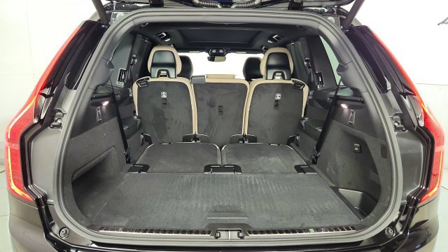 Used 2027 Volvo XC90 B6 Plus AWD/4WD image 44