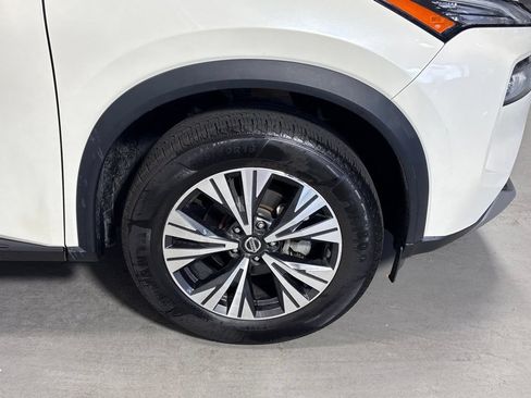 Used 2021 Nissan Rogue SV AWD/4WD image 12