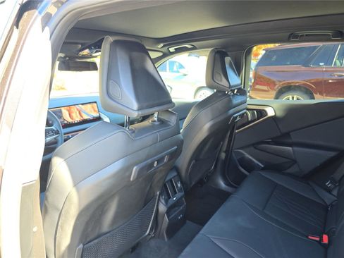 Certified 2025 BMW X3 xDrive30i image 18