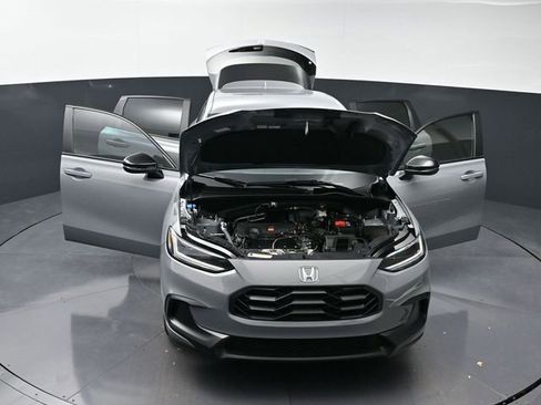 Certified 2025 Honda HR-V Sport image 47