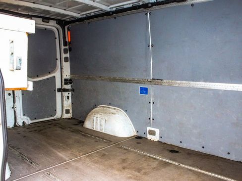 Used 2017 Mercedes-Benz Sprinter 144 Cargo image 33