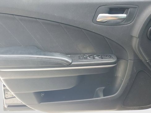 Used 2019 Dodge Charger R/T RWD image 18
