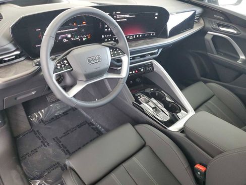 New 2025 Audi Q5 Premium Plus image 2