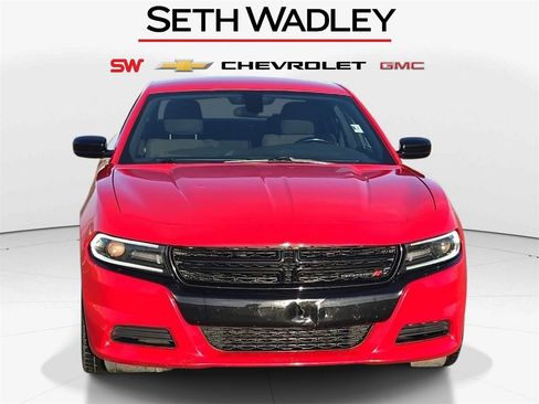 Used 2020 Dodge Charger SXT w/ Blacktop Package image 2