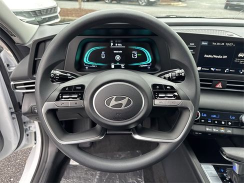 New 2026 Hyundai Elantra Blue image 23