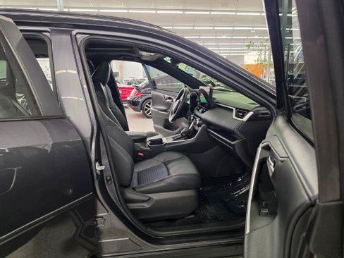 Used 2024 Toyota RAV4 XSE w/ Weather Package AWD/4WD image 35