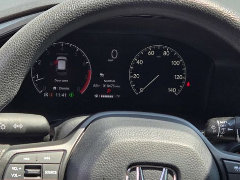 Used 2024 Honda CR-V EX image 11