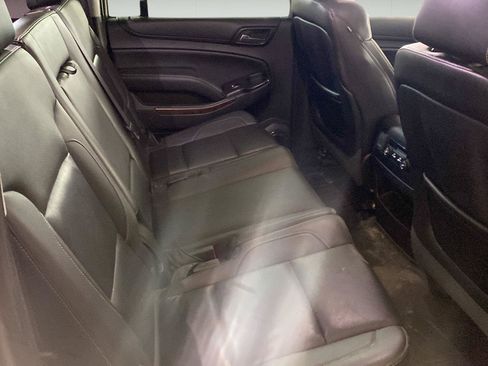 Used 2015 Chevrolet Suburban LT AWD/4WD image 37