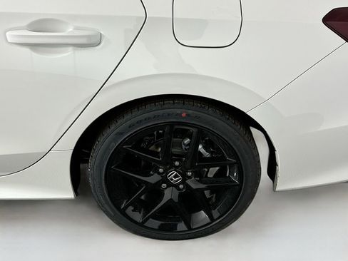 Used 2025 Honda Civic Sport image 13