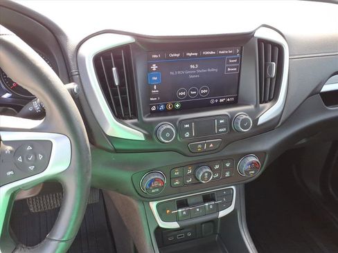 Used 2022 GMC Terrain SLT w/ Tech Package AWD/4WD image 27