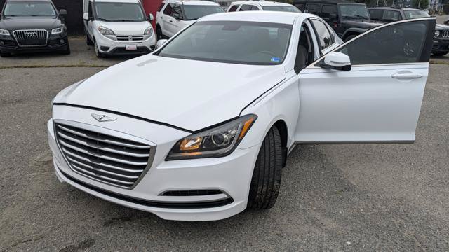 Used 2015 Hyundai Genesis 3.8 RWD image 37