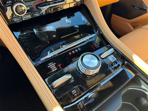 New 2025 Jeep Grand Cherokee Summit image 21