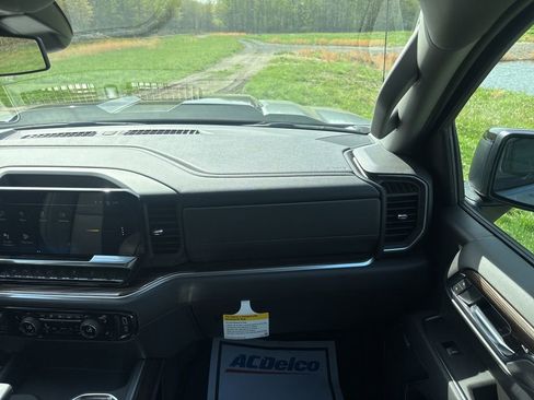New 2026 Chevrolet Silverado 1500 LT Trail Boss w/ LT Trail Boss Premium Package AWD/4WD image 45