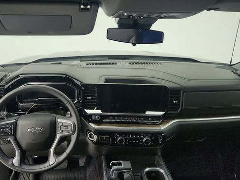 Used 2025 Chevrolet Silverado 1500 RST image 22