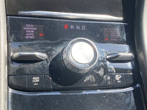 Used 2023 Jeep Grand Cherokee Overland w/ Advanced Protech Group III image 26