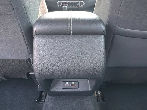 Used 2023 Nissan Altima 2.5 SV FWD image 16