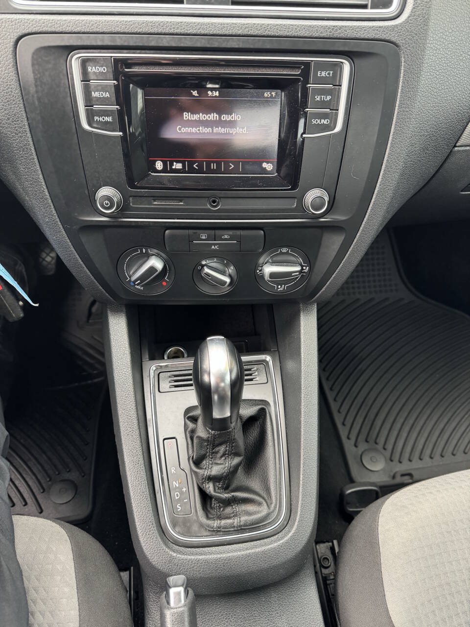 Used 2017 Volkswagen Jetta S FWD image 16