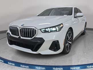Used 2026 BMW 530i w/ M Sport Package video 1