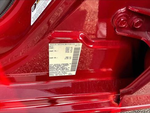 Used 2023 Nissan Altima 2.5 SR w/ SR Premium Package image 14