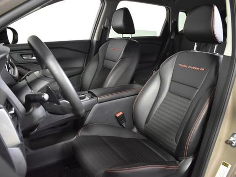 Used 2025 Nissan Rogue SV AWD/4WD image 9