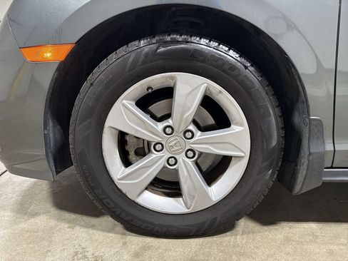Used 2018 Honda Odyssey EX-L image 28