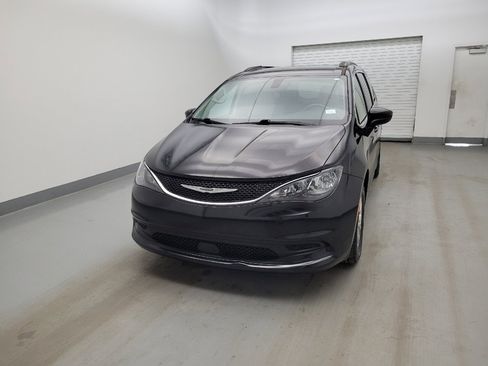 Used 2021 Chrysler Voyager Lxi FWD image 15