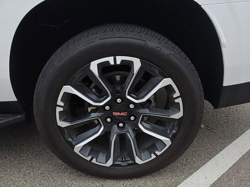 Used 2024 GMC Yukon XL Denali w/ Max Trailering Package AWD/4WD image 2