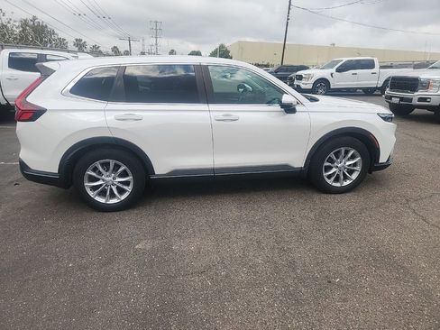 Used 2024 Honda CR-V EX-L image 11