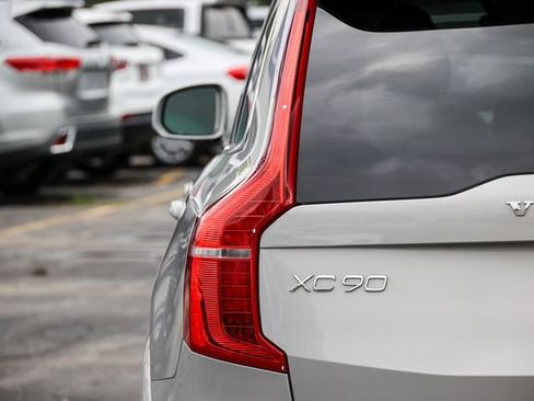 Used 2023 Volvo XC90 B5 Plus w/ Protection Package Premier AWD/4WD image 24