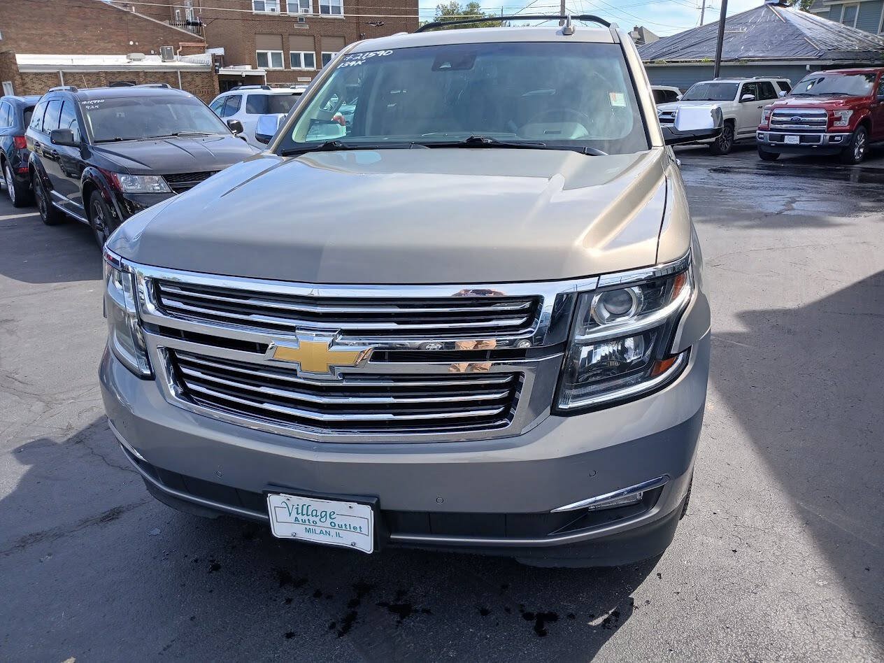 Used 2017 Chevrolet Suburban Premier AWD/4WD image 18