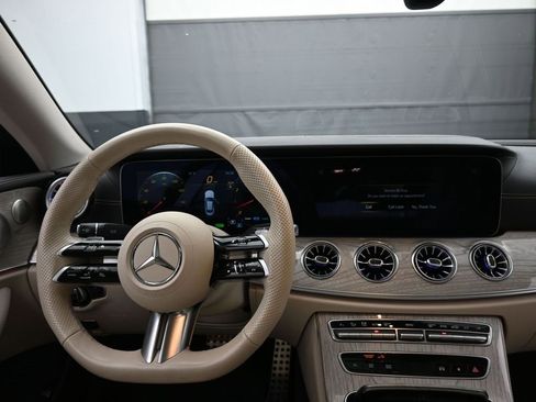 Used 2023 Mercedes-Benz E 450 4MATIC Coupe image 11