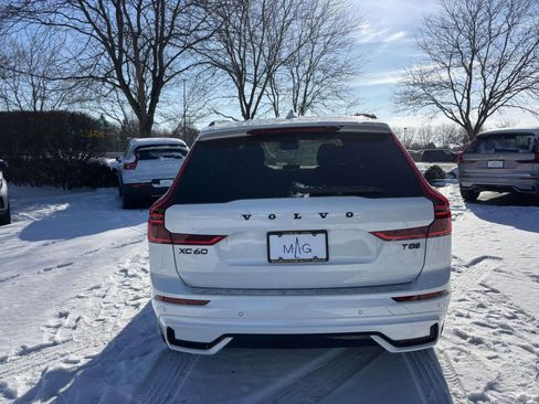 New 2026 Volvo XC60 T8 Ultra w/ Protection Package Premier AWD/4WD image 6