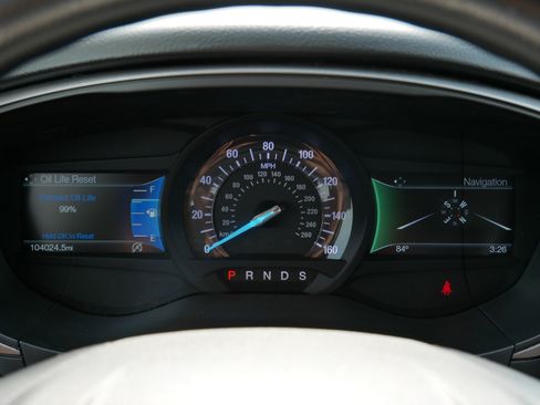 Used 2018 Ford Fusion SE w/ Fusion SE Technology Package FWD image 21