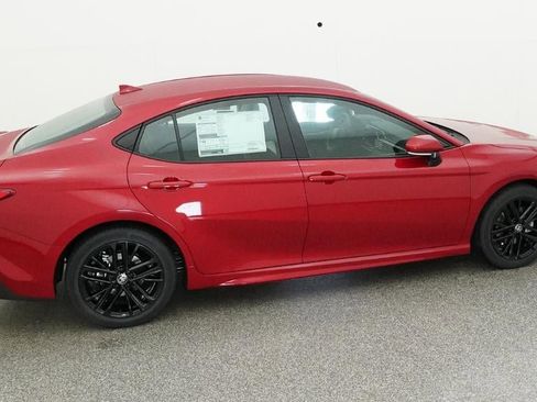 New 2026 Toyota Camry SE FWD image 10