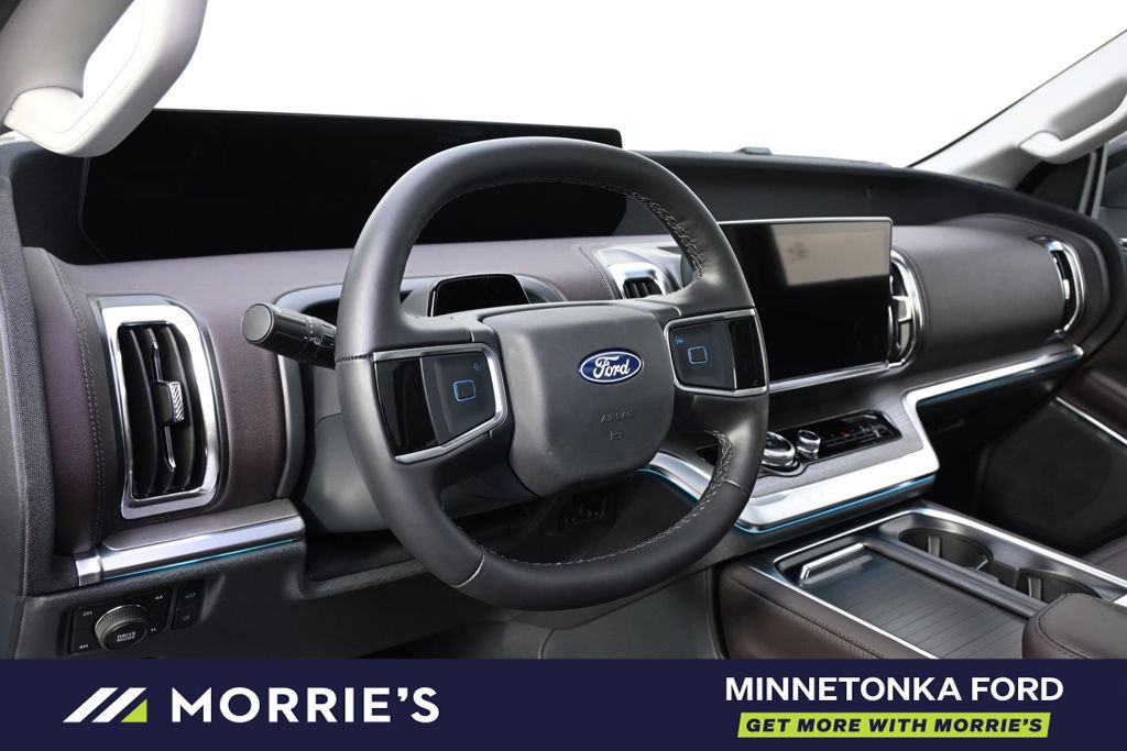 New 2027 Ford Expedition Max Platinum w/ Platinum Ultimate Package AWD/4WD image 11