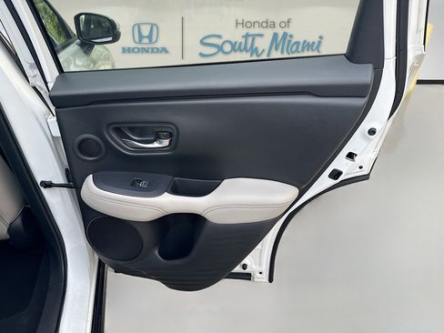 Certified 2023 Honda HR-V EX-L image 30